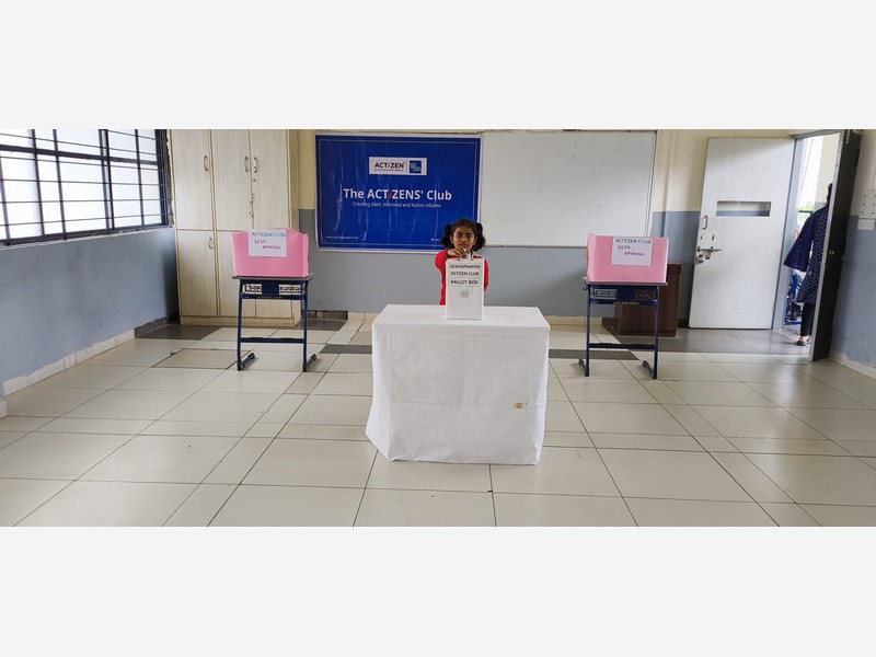 Desh Apnayen Actizen Club – Mock Election
